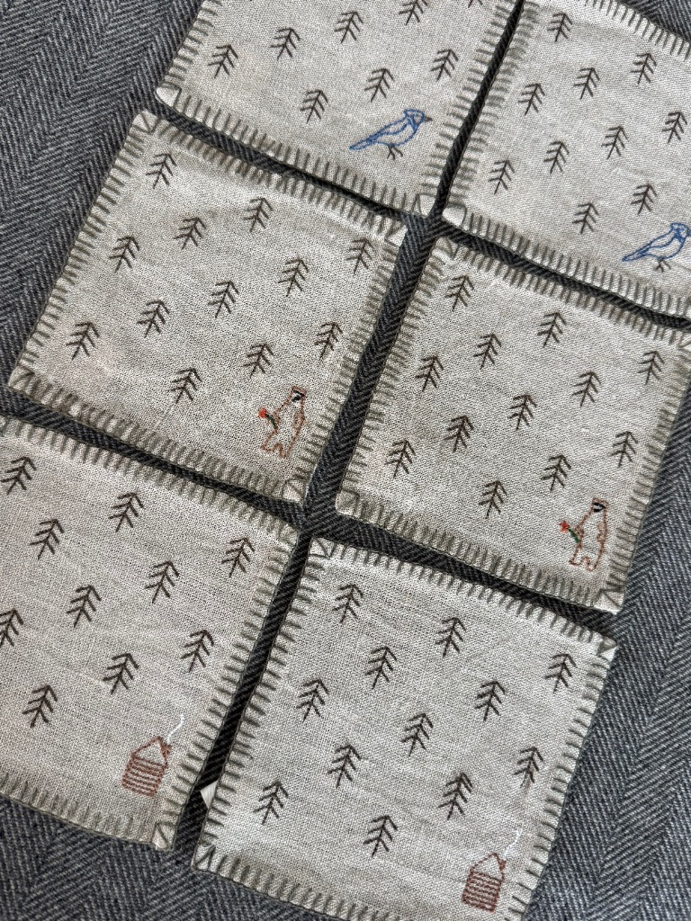 NWOT, ROOST, DARLING 100% LINEN, EMBROIDERED COASTERS, SET OF 6
